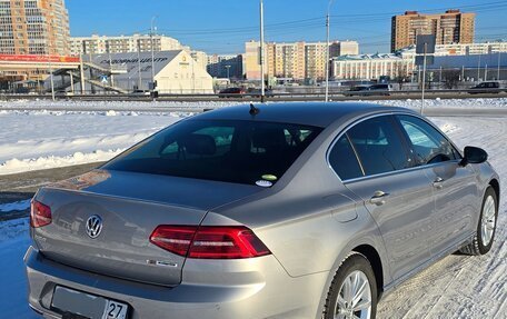 Volkswagen Passat B8 рестайлинг, 2016 год, 1 965 000 рублей, 5 фотография