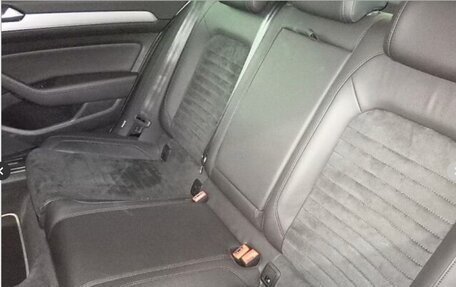 Volkswagen Passat B8 рестайлинг, 2016 год, 1 965 000 рублей, 12 фотография