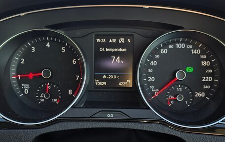 Volkswagen Passat B8 рестайлинг, 2016 год, 1 965 000 рублей, 28 фотография