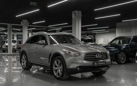 Infiniti FX II, 2011 год, 1 550 000 рублей, 2 фотография