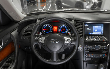 Infiniti FX II, 2011 год, 1 550 000 рублей, 11 фотография