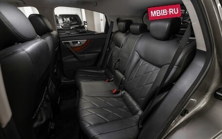 Infiniti FX II, 2011 год, 1 550 000 рублей, 13 фотография