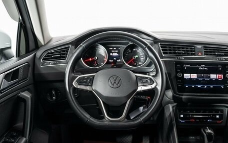 Volkswagen Tiguan II, 2021 год, 2 710 000 рублей, 9 фотография