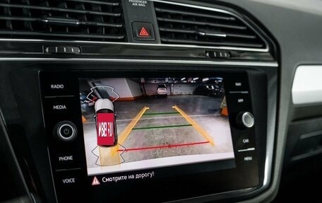 Volkswagen Tiguan II, 2021 год, 2 710 000 рублей, 12 фотография