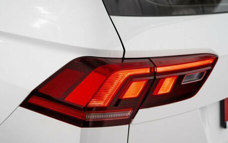 Volkswagen Tiguan II, 2021 год, 2 710 000 рублей, 23 фотография