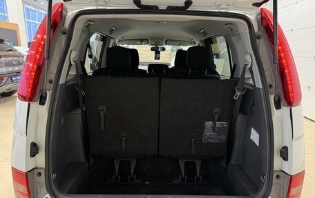 Toyota ISis I, 2011 год, 1 179 000 рублей, 19 фотография