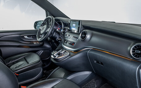 Mercedes-Benz V-Класс, 2019 год, 4 819 000 рублей, 9 фотография