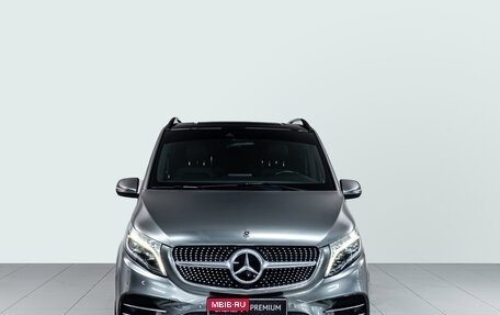 Mercedes-Benz V-Класс, 2019 год, 4 819 000 рублей, 2 фотография