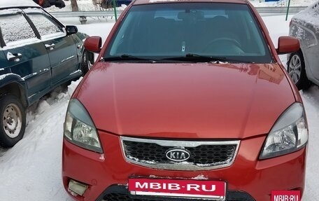 KIA Rio II, 2011 год, 650 000 рублей, 3 фотография