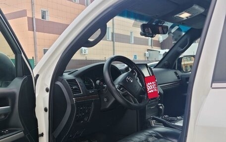 Toyota Land Cruiser 200, 2015 год, 5 900 000 рублей, 13 фотография