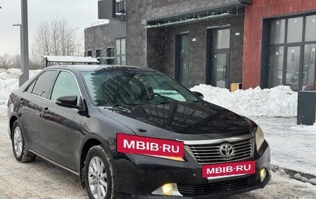 Toyota Camry, 2011 год, 1 290 000 рублей, 2 фотография