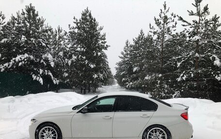 BMW 3 серия, 2013 год, 1 900 000 рублей, 12 фотография