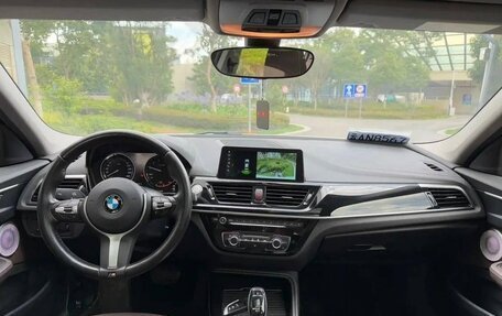 BMW 1 серия, 2022 год, 2 000 000 рублей, 11 фотография