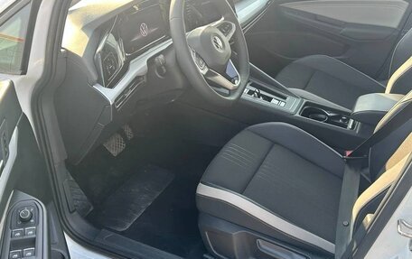 Volkswagen Golf VIII, 2022 год, 1 900 000 рублей, 24 фотография