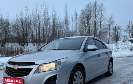 Chevrolet Cruze II, 2014 год, 800 000 рублей, 1 фотография