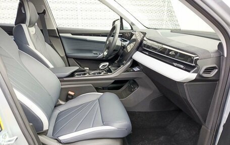 Geely Atlas, 2025 год, 3 970 990 рублей, 9 фотография