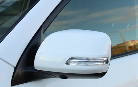 Toyota Land Cruiser Prado 150 рестайлинг 2, 2012 год, 2 690 000 рублей, 7 фотография