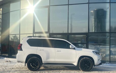 Toyota Land Cruiser Prado 150 рестайлинг 2, 2012 год, 2 690 000 рублей, 3 фотография