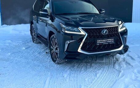 Lexus LX III, 2017 год, 7 200 000 рублей, 3 фотография