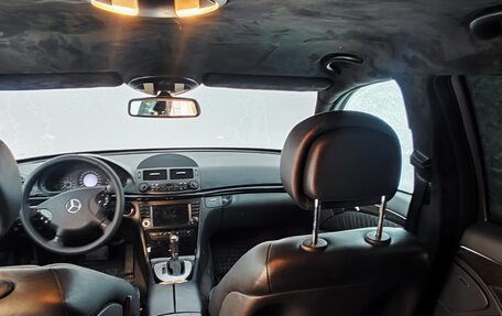 Mercedes-Benz E-Класс, 2002 год, 1 100 000 рублей, 3 фотография