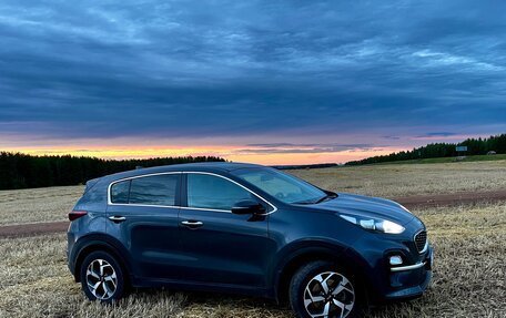 KIA Sportage IV рестайлинг, 2018 год, 1 945 000 рублей, 2 фотография