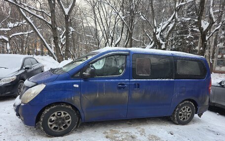 Hyundai Grand Starex Grand Starex I рестайлинг 2, 2010 год, 1 750 000 рублей, 2 фотография