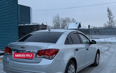 Chevrolet Cruze II, 2014 год, 800 000 рублей, 5 фотография