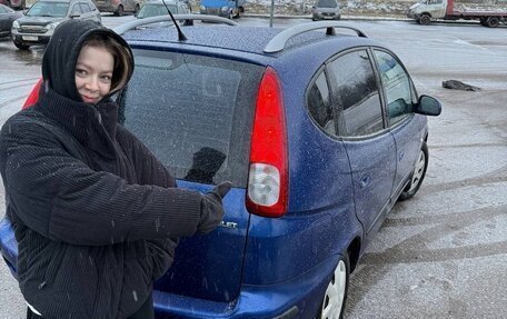 Chevrolet Rezzo, 2007 год, 380 000 рублей, 16 фотография