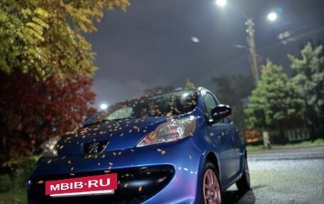 Peugeot 107 I рестайлинг, 2007 год, 265 000 рублей, 2 фотография