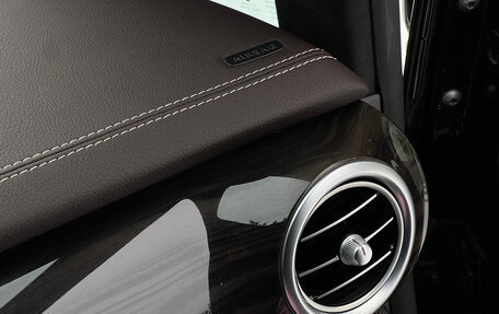Mercedes-Benz V-Класс, 2017 год, 5 050 000 рублей, 14 фотография