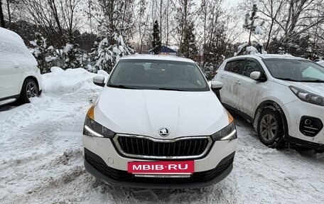 Skoda Rapid II, 2021 год, 950 000 рублей, 2 фотография