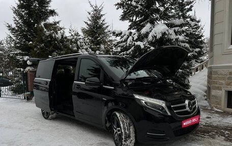 Mercedes-Benz V-Класс, 2017 год, 5 050 000 рублей, 17 фотография