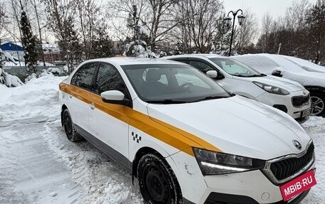 Skoda Rapid II, 2021 год, 950 000 рублей, 3 фотография