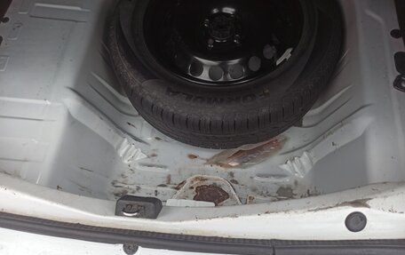 Renault Logan II, 2014 год, 550 000 рублей, 13 фотография