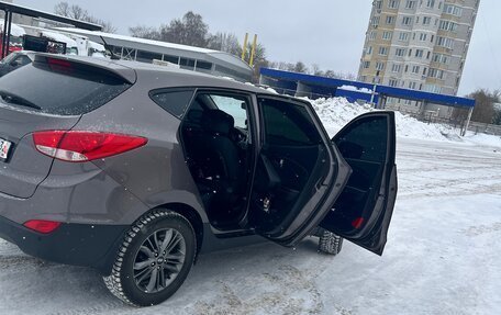 Hyundai ix35 I рестайлинг, 2014 год, 1 300 000 рублей, 12 фотография