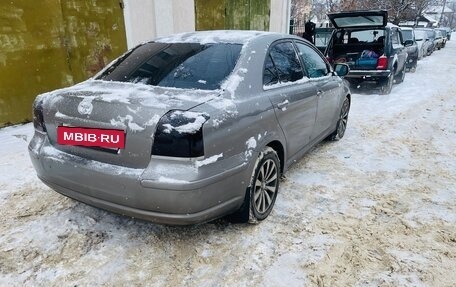 Toyota Avensis III рестайлинг, 2006 год, 750 000 рублей, 3 фотография