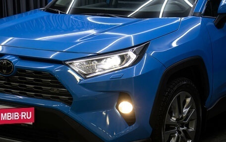 Toyota RAV4, 2020 год, 3 498 000 рублей, 21 фотография