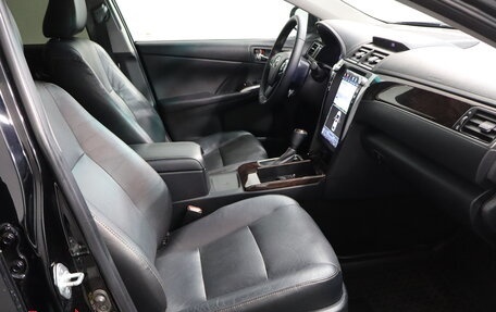 Toyota Camry, 2016 год, 2 199 000 рублей, 12 фотография