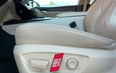 Toyota Camry, 2020 год, 3 100 000 рублей, 11 фотография