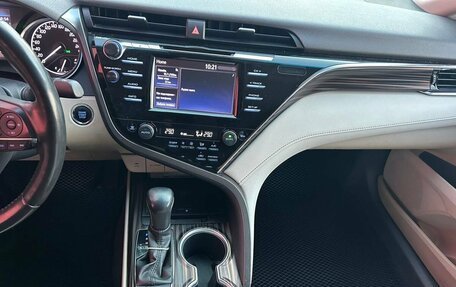 Toyota Camry, 2020 год, 3 100 000 рублей, 20 фотография