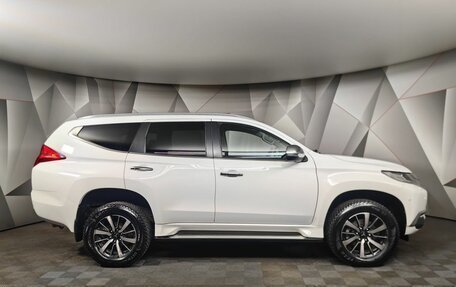Mitsubishi Pajero Sport III рестайлинг, 2020 год, 2 848 000 рублей, 6 фотография