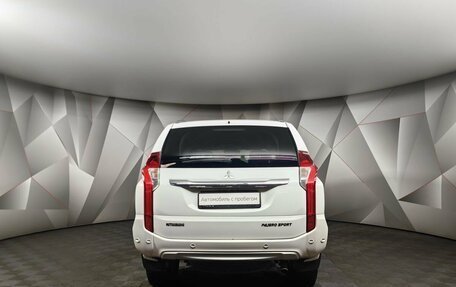 Mitsubishi Pajero Sport III рестайлинг, 2020 год, 2 848 000 рублей, 8 фотография