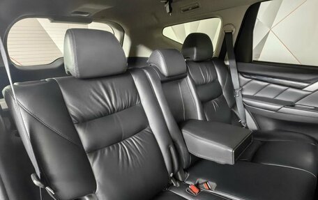 Mitsubishi Pajero Sport III рестайлинг, 2020 год, 2 848 000 рублей, 17 фотография