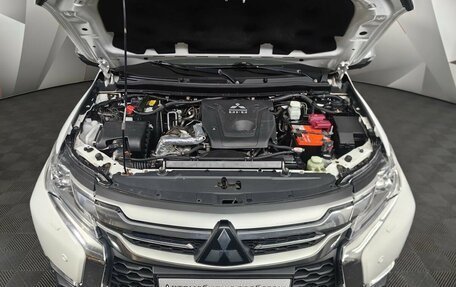 Mitsubishi Pajero Sport III рестайлинг, 2020 год, 2 848 000 рублей, 11 фотография