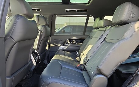 Land Rover Range Rover IV рестайлинг, 2025 год, 21 750 000 рублей, 23 фотография