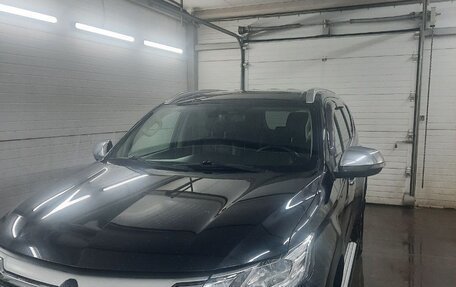 Mitsubishi Pajero Sport III рестайлинг, 2018 год, 3 150 000 рублей, 3 фотография