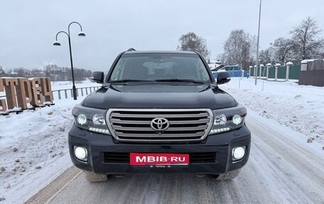 Toyota Land Cruiser 200, 2013 год, 2 999 000 рублей, 1 фотография