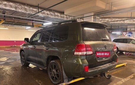 Toyota Land Cruiser 200, 2010 год, 2 770 000 рублей, 7 фотография