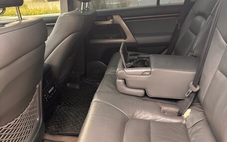 Toyota Land Cruiser 200, 2010 год, 2 770 000 рублей, 13 фотография