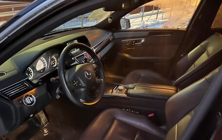 Mercedes-Benz E-Класс, 2010 год, 1 450 000 рублей, 8 фотография